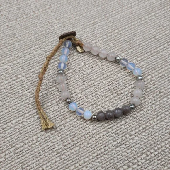 7+1 Inch Opalite Quartz Labradorite Stone Cord Bracelet A7277 - Picture 2 of 7